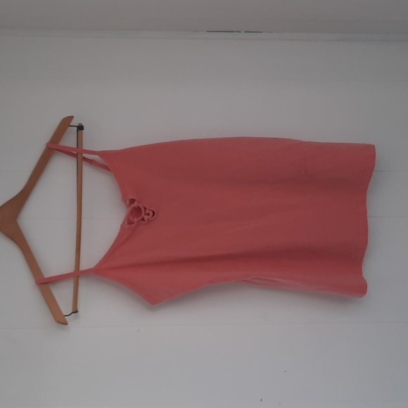 Torrid cami size 2 adjustable straps stretchy cool and comfortable. Pretty coral - Picture 2 of 3